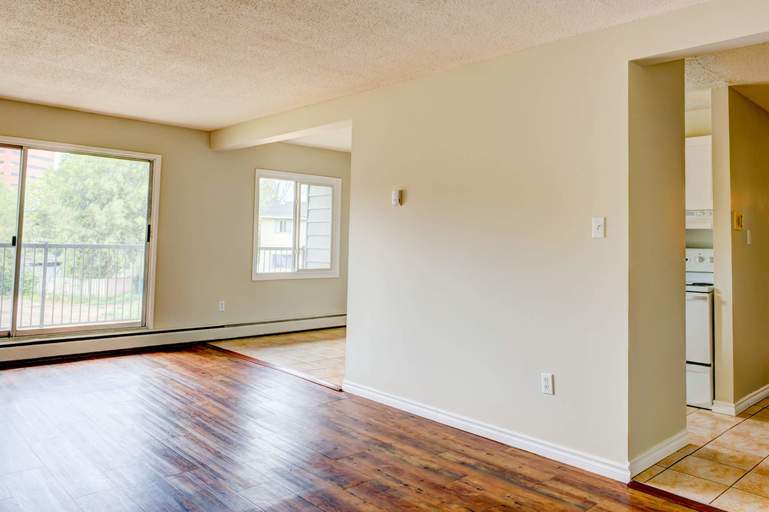 Photo of Snowbird Manor Property Image