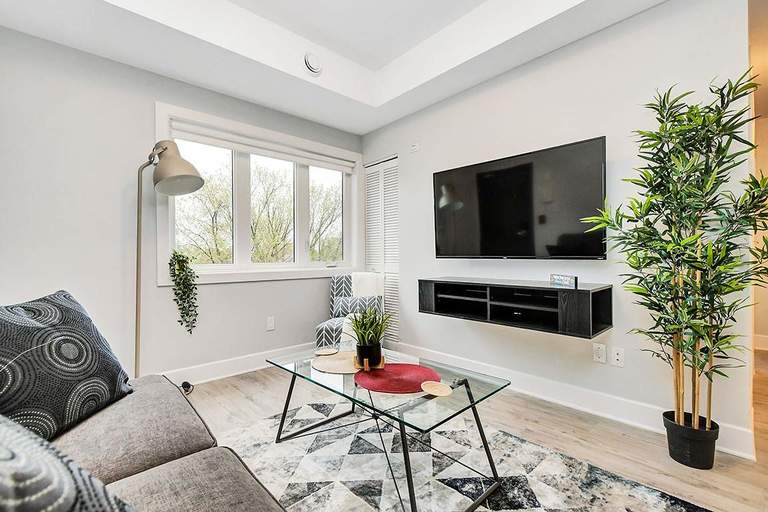 Photo of 12 Jolliet Property Image