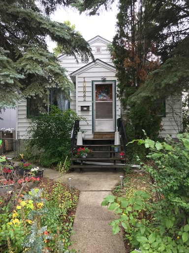 Photo of 10822 75 Ave Nw Property Image