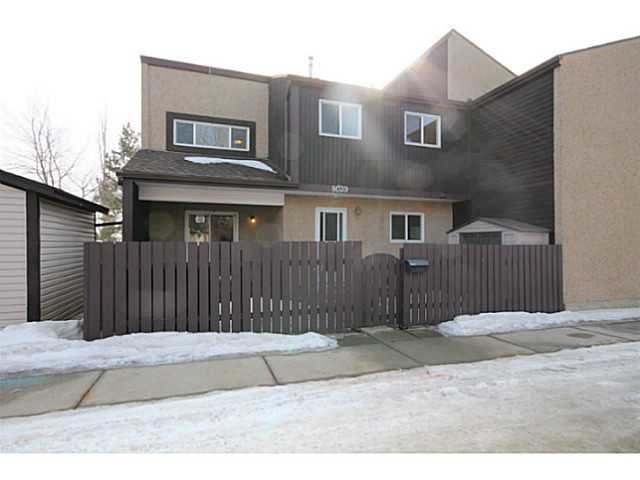 Photo of 8039 27 Ave Nw Property Image