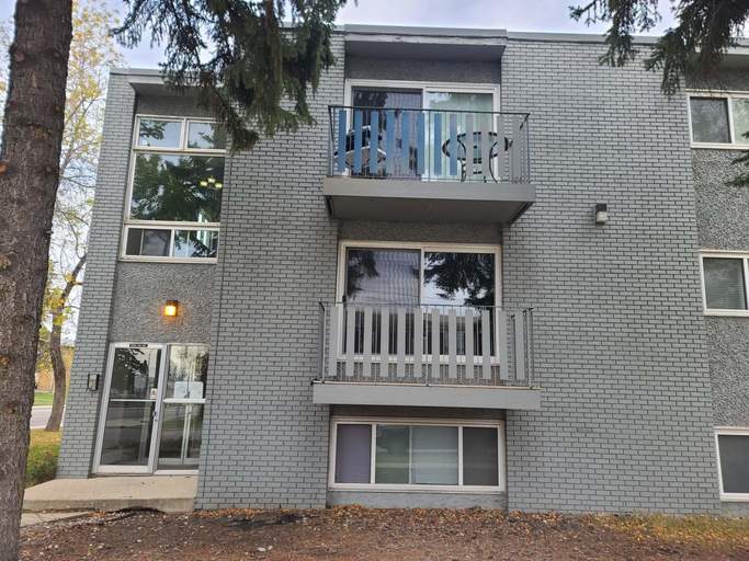 Photo of 15516 104 Avenue - Apartments in Canora Property Image