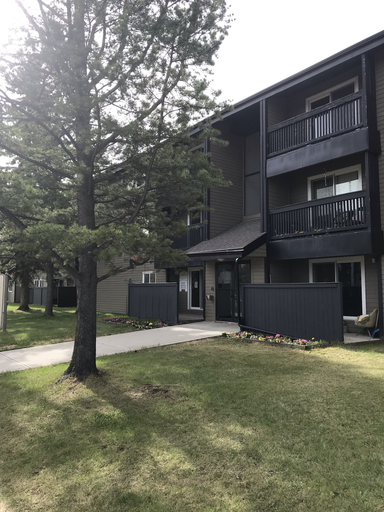 Photo of 2 Bedroom Apartment with 3 Appliances Property Image