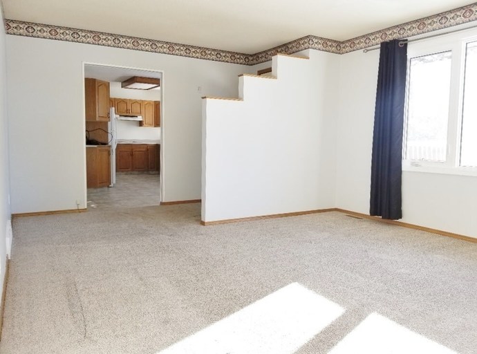 Photo of Utilities, Cable and WIFI Included, Pet Friendly, Exclusive Garage Access, Dishwasher Close to No Frills, Available Now! Property Image