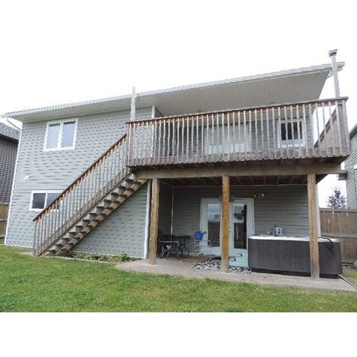 Photo of Basement Duplex With Utilities Included, Pet Friendly, IN FLOOR HEATING & Dishwasher Available Now! Property Image