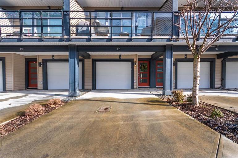 Photo of 8413 Midtown Way, Chilliwack, BC, Canada Property Image