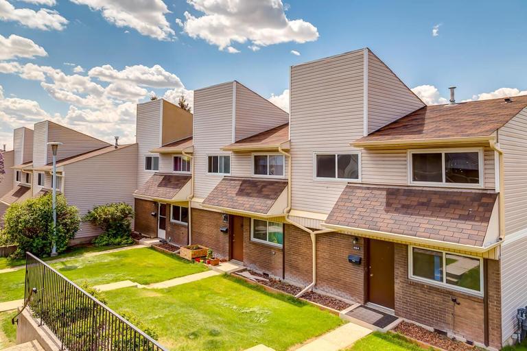 Photo of South Ridge Townhomes Property Image