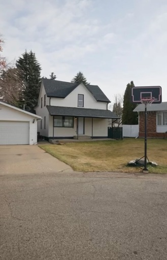 Photo of P/N 37 - 2 Storey home in Lee Ridge Property Image