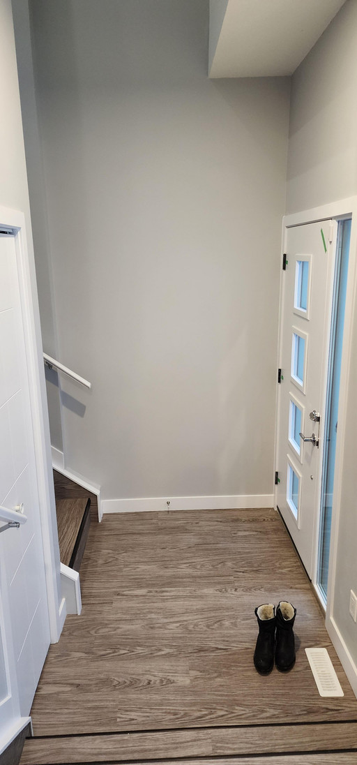 Photo of Brand New Bright 2 bed 2.5 bath townhouse*double garage*rooftop patio* Property Image
