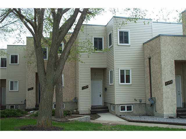 Photo of 1137 Knottwood Road East Property Image