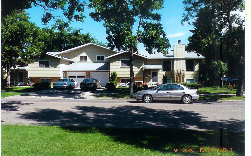 Photo of 2 Bedroom lower level suite in BiLevel Duplex Property Image