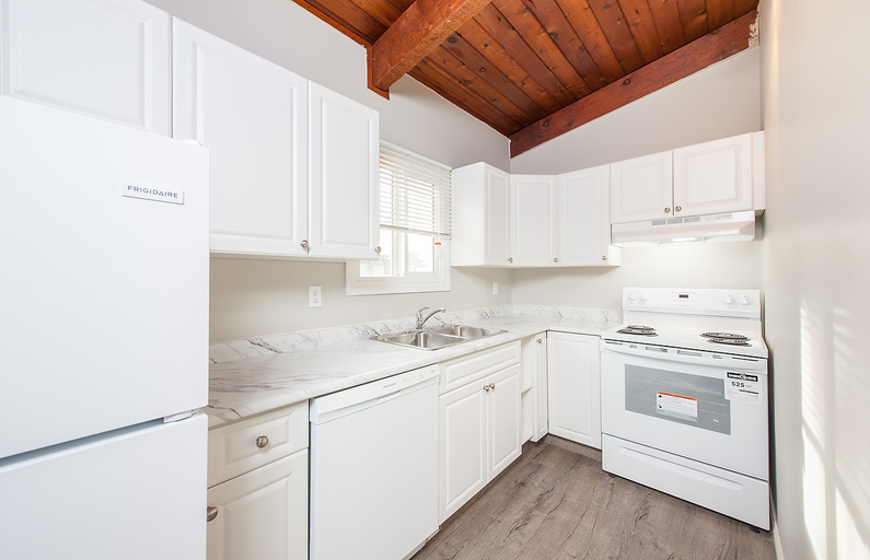 Photo of Parkview Town-Homes Property Image