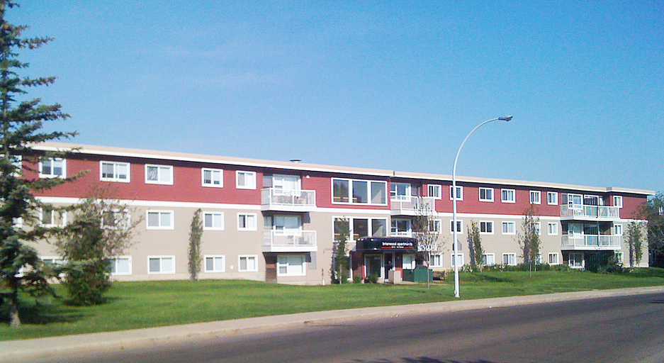 Photo of Beautiful Pet Friendly, Non Smoking Apartments 3 Minutes from West Edmonton Mall Property Image