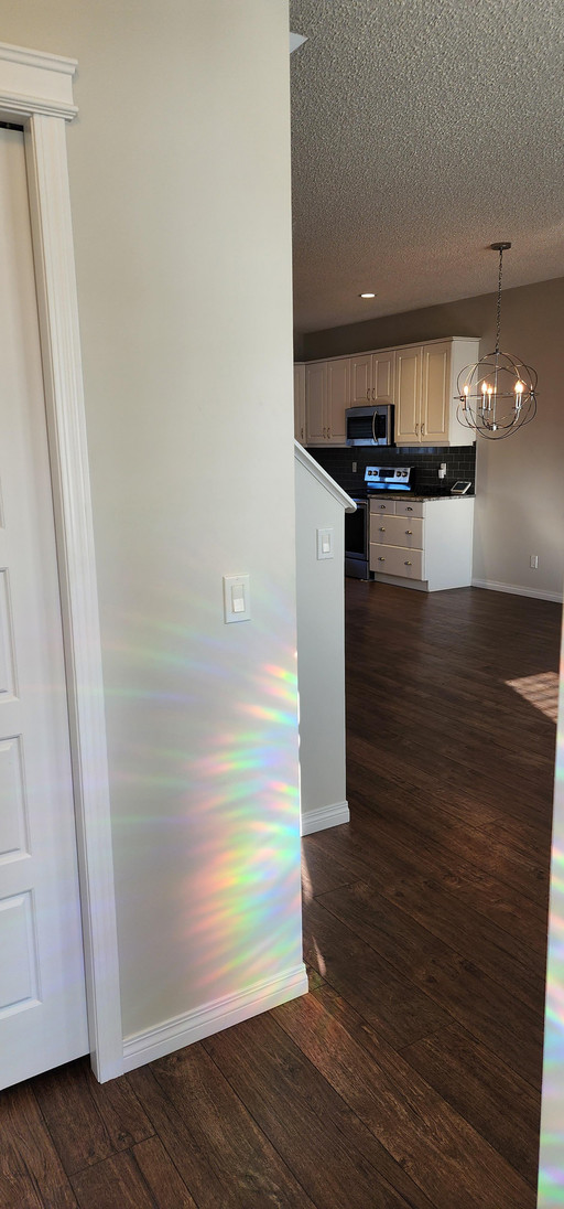 Photo of Spacious & Modern 3 bed 2.5 bath house*Fenced Yard w/Deck*Double Garage* Property Image