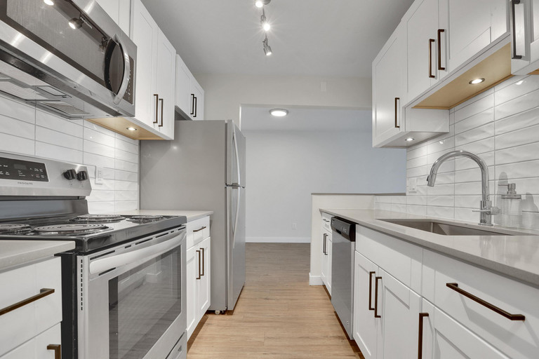 Photo of Garrison Place Apartments Property Image