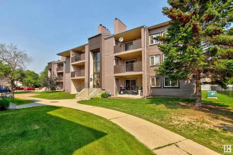 Photo of 49 Akins Drive - Condo in St. Albert Property Image