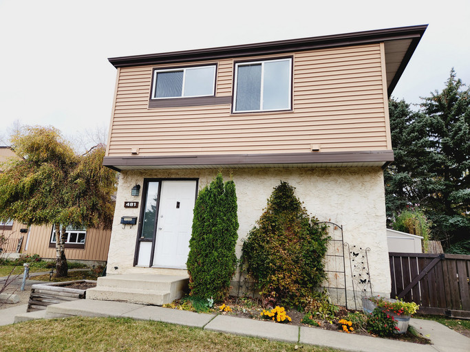 Photo of 481 Knottwood Rd West NW Property Image