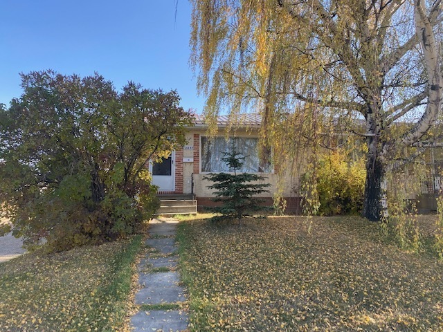 Photo of 12837-96 Street Property Image