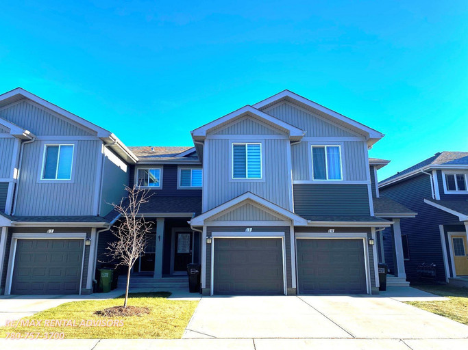 Photo of #3 6004 Rosenthal Way NW Property Image