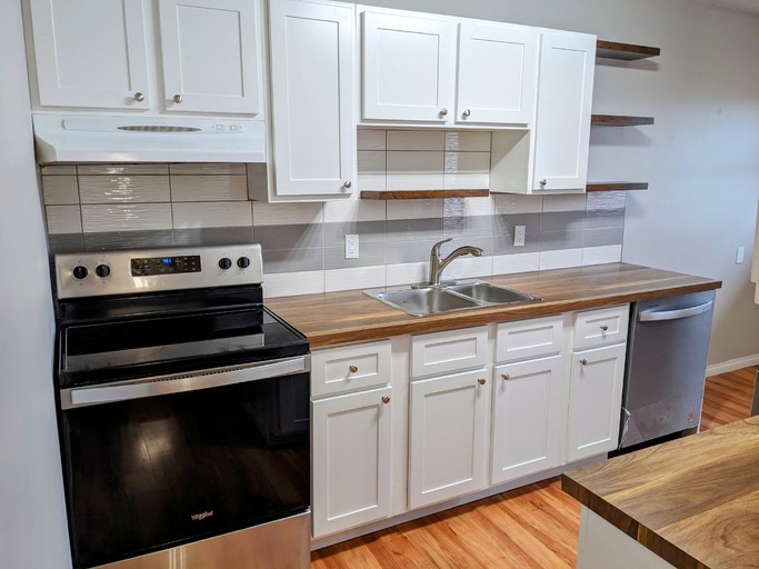 Photo of New Kitchen in this Bright 3 Bedroom Property Image