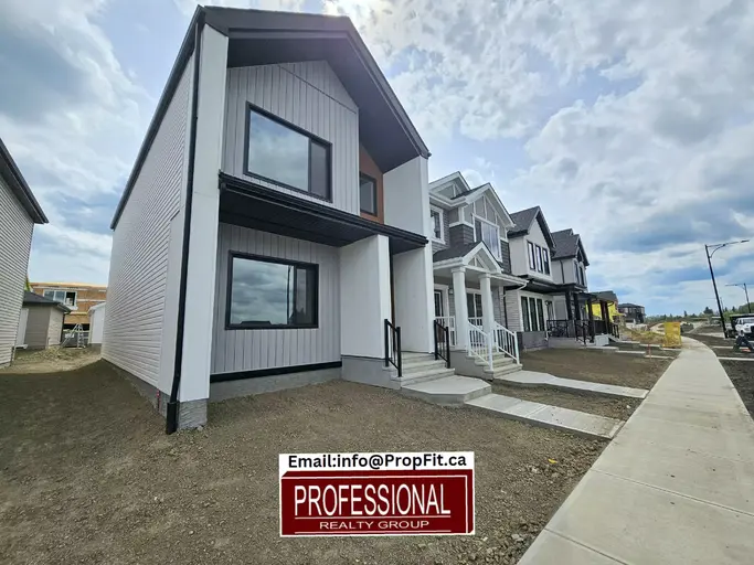 Photo of 1700sqft Spacious Home in SW Edmonton-Double Garage Incd-2FL Laundry & Bonus Rm Property Image
