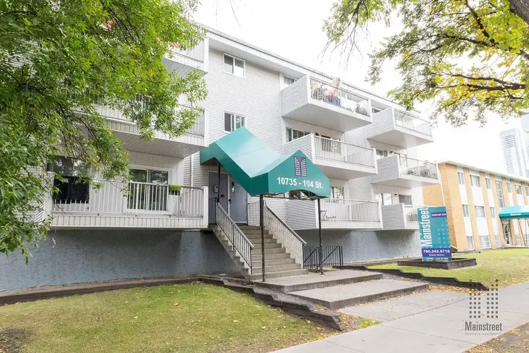 Photo of Eileen Manor Property Image