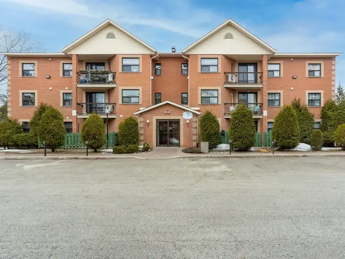 Photo of Place Notre Dame Property Image