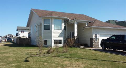Photo of For Rent - 5 BDRM Furnished House in Lakeview Estates, Cold Lake Property Image