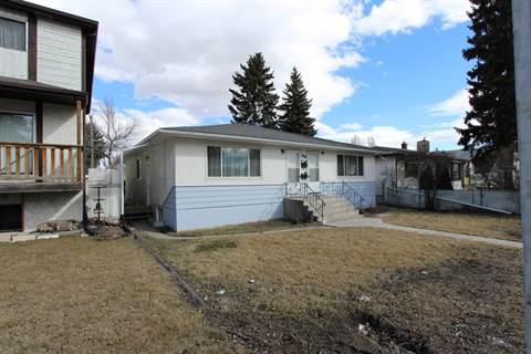 Photo of 2226B 36 Street Southeast Property Image