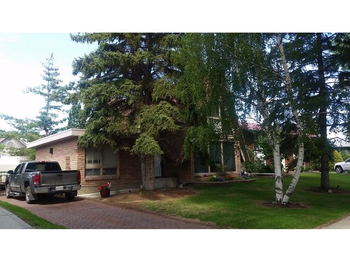 Photo of Beautiful 3 Bedroom plus Loft Executive Home at Patricia Height Property Image