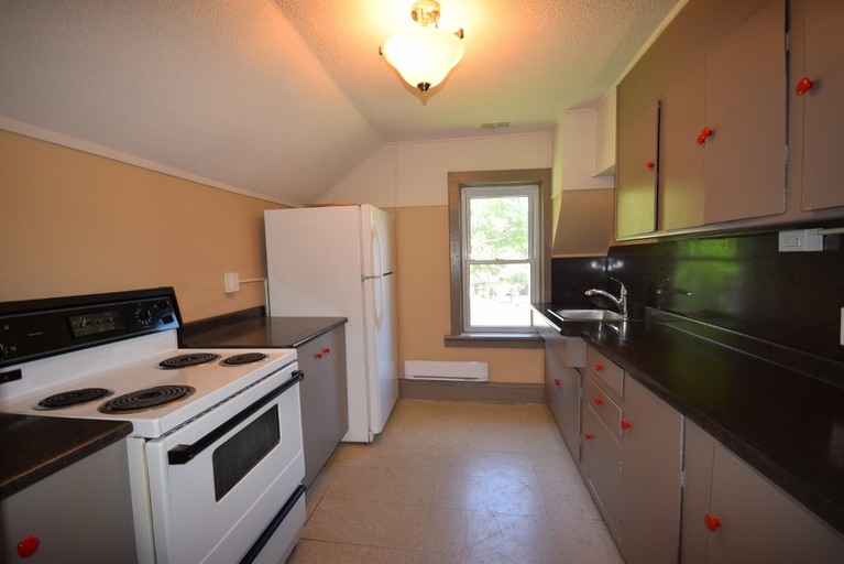 Photo of Orillia 2 bedroom unit May 1, 2025! Property Image