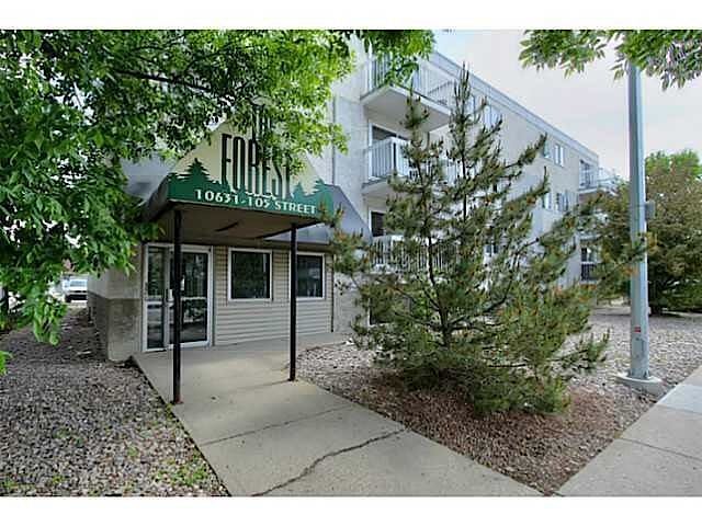 Photo of Available Immediately Renovated Downtown- 1 Bed/1 Bath - $1050 includes parking Property Image