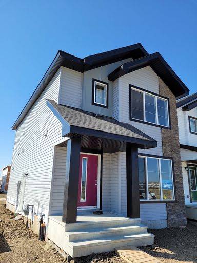Photo of 2 Storey Single Family Home in Glenridding Ravine Property Image