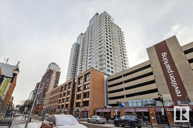 Photo of ICE DISTRICT FACING 1050SF 2BD 2BA CONDO W/ 140SF CORNER BALCONY! Property Image