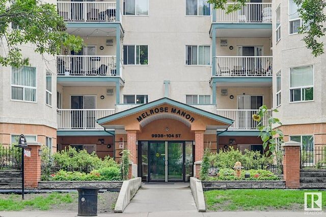 Photo of 2 Bedroom 2 Bathroom Downtown Condo Property Image