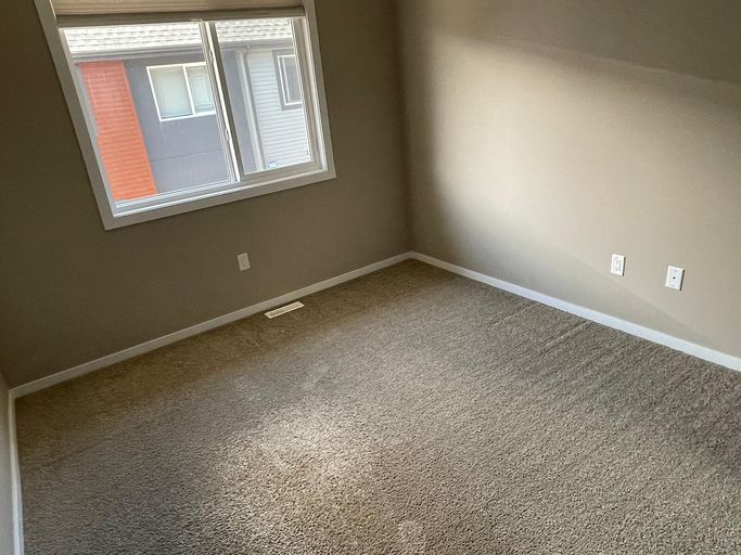 Photo of Charming Modern Townhouse for Rent at #40-1075 Rosenthal Boulevard Property Image