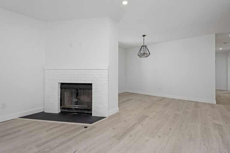 Photo of AMAZING RENOVATION!! 3 bed 2 bath in Macewan Property Image