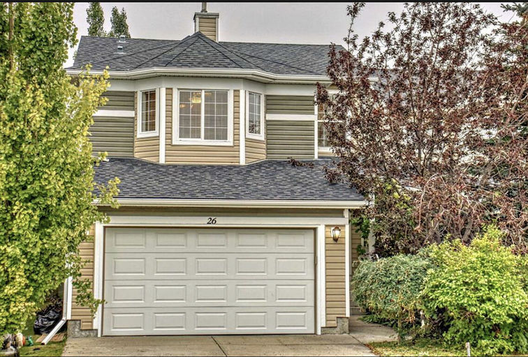 Photo of 3 Bed Spacious Family House at Prime Location Property Image
