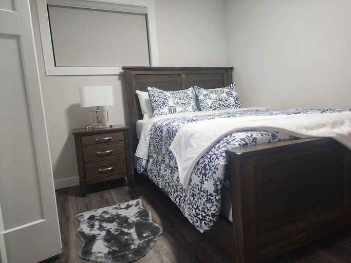 Photo of Confort Luxury Basement Suite 2 bedroom and 2 Property Image
