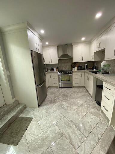 Photo of 2 BEDROOM PLUS DEN BASEMENT FOR RENT Property Image