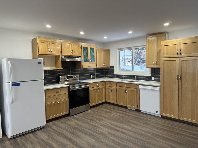 Photo of Newly renovated 4 bedroom home for rent. Property Image