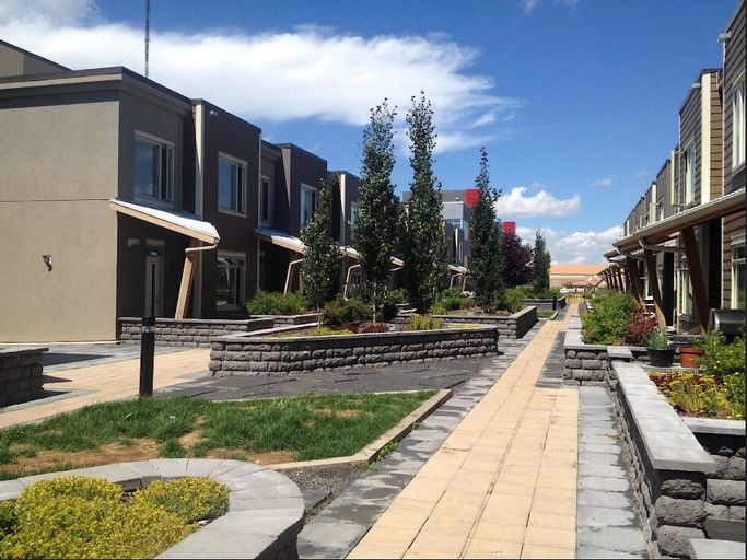 Photo of 2 bd + Den near shopping centre and school Property Image