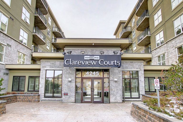 Photo of Move in Ready,walk to LRT, corner unit with underground parking. Property Image