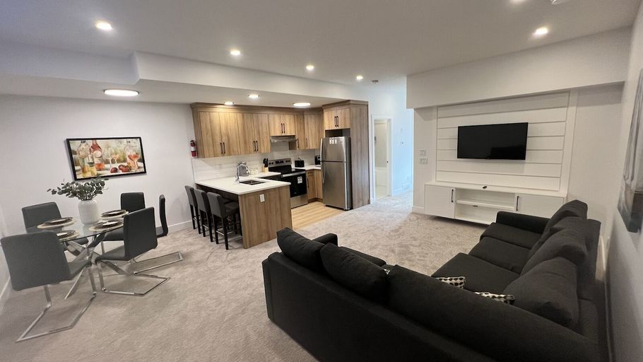 Photo of FULLY FURNISHED BRAND NEW 1BR SUITE IN A NEW INFILL HOME Property Image