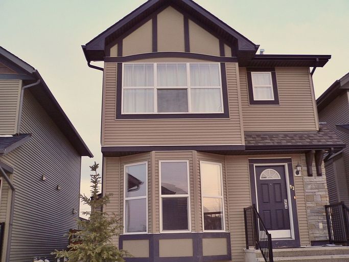 Photo of Newly Renovated SW Silverado 3Br+2.5 bath Home Property Image