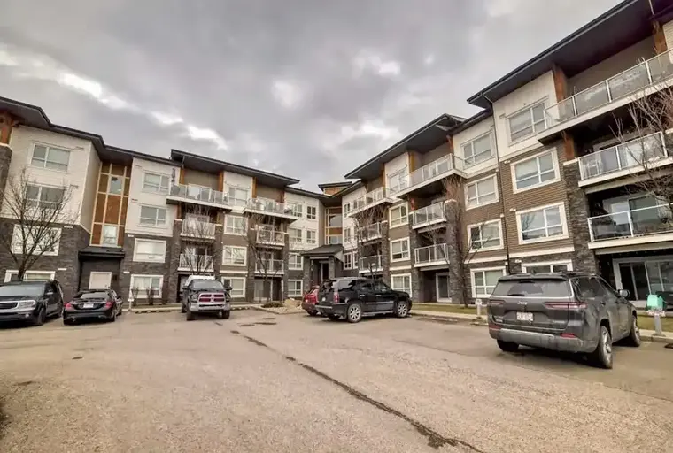 Photo of 2 Bed, 2 Bath Skyview Condo Property Image