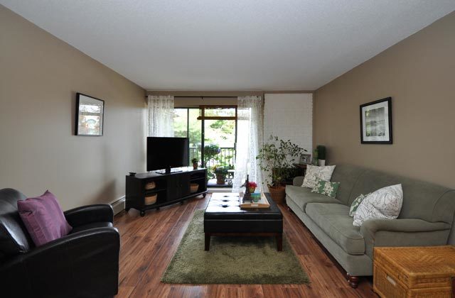 Photo of Wellesley Manor Apartments Property Image
