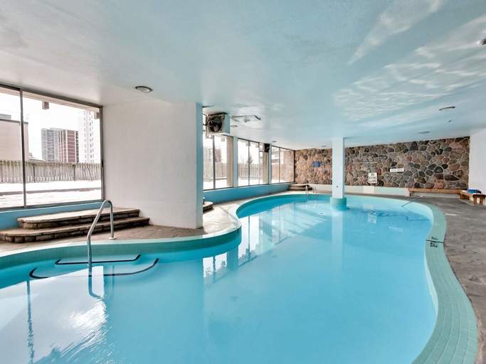 Photo of 6000 Bathurst Street Property Image