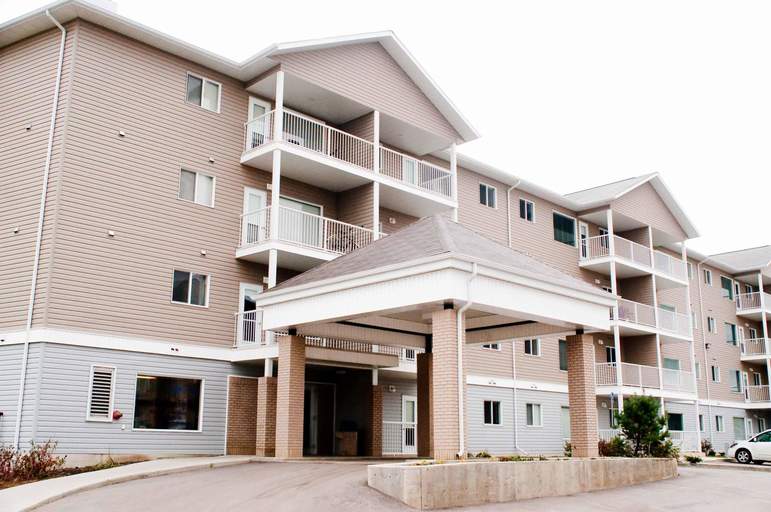 Photo of Lakewood Manor Apartments Property Image