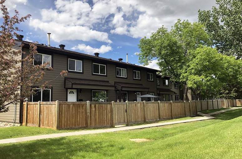 Photo of Cricket Court Property Image