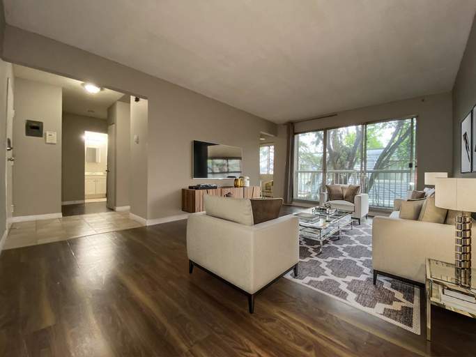 Photo of Oakmount Manor Property Image